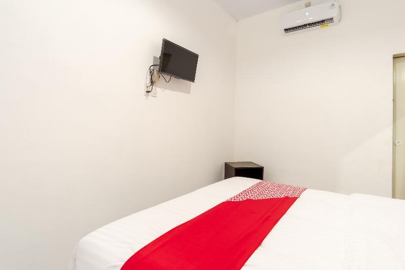 Oyo 1507 Doriyu Homestay Medan Esterno foto