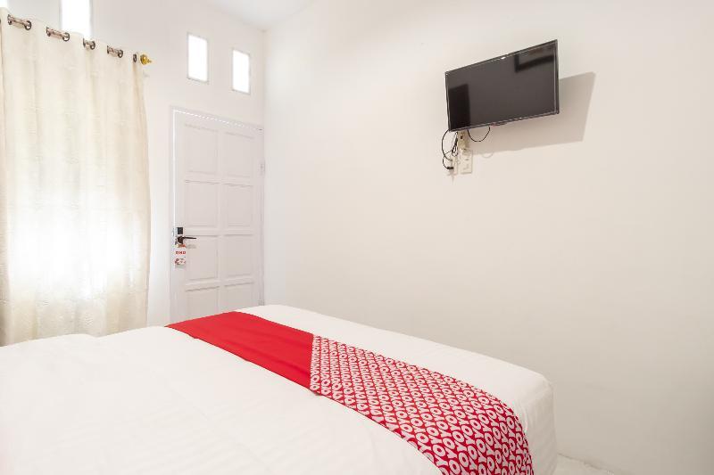 Oyo 1507 Doriyu Homestay Medan Esterno foto