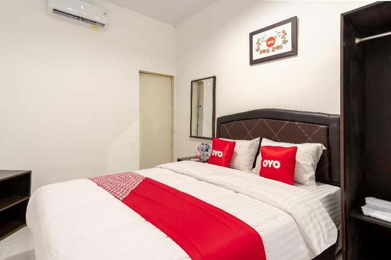 Oyo 1507 Doriyu Homestay Medan Esterno foto