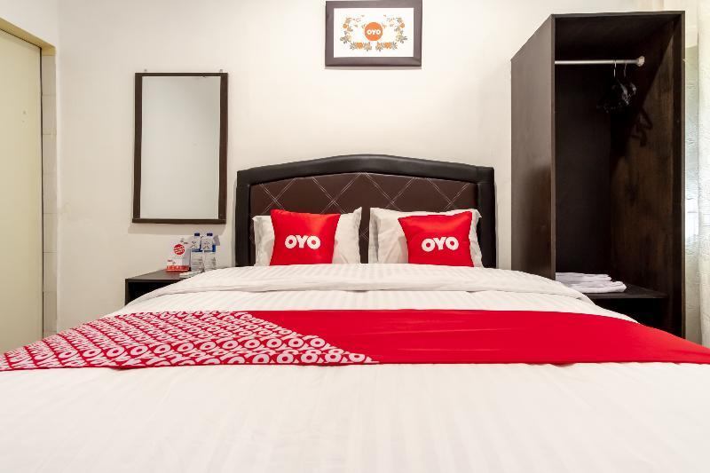Oyo 1507 Doriyu Homestay Medan Esterno foto
